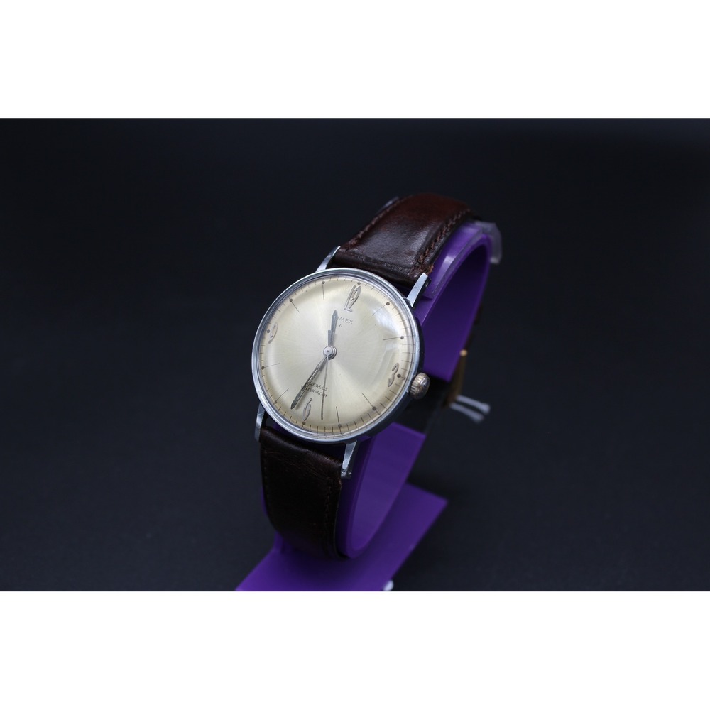 Vintage 1964 Timex Marlin Manual Wind Silver Tone Champagne Dial Brown Leather